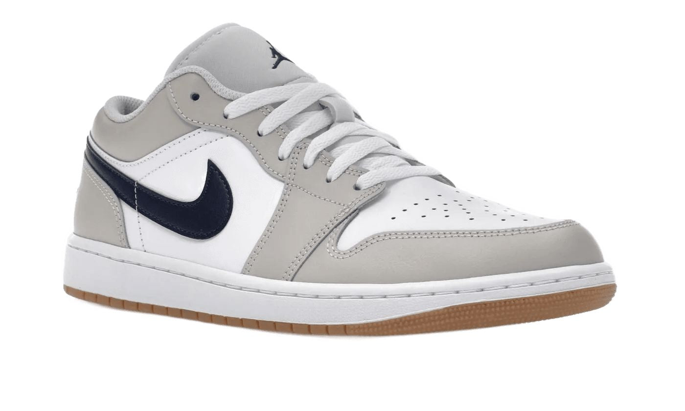Air Jordan 1 Low Midnight Navy Neutral Grey