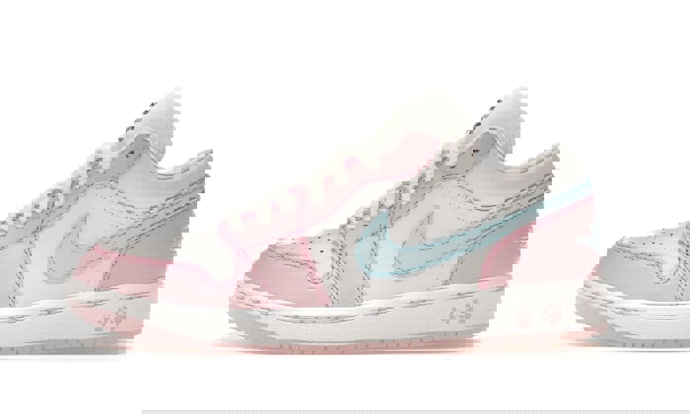Air Jordan 1 Low SE Paw Print Pink Foam
