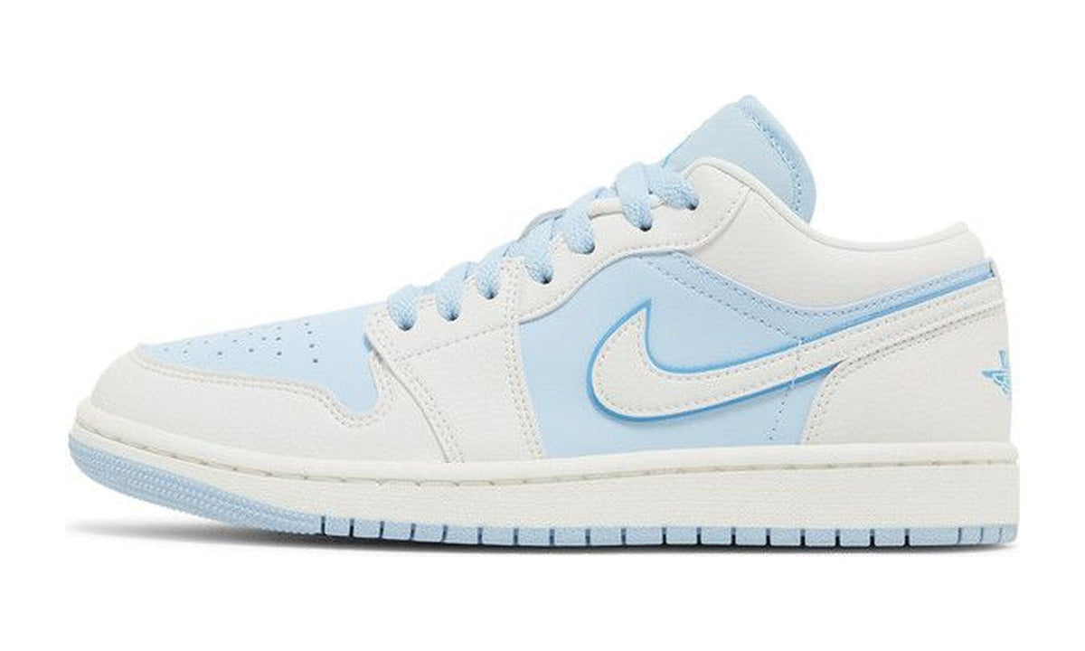 Wmns Air Jordan 1 Low SE Reverse Ice Blue