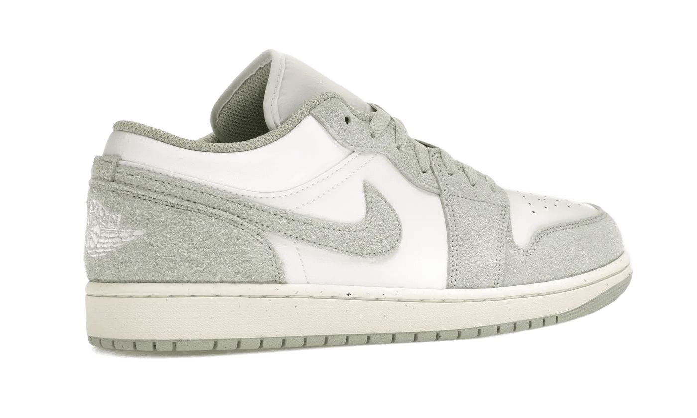 Air Jordan 1 Low SE Seafoam