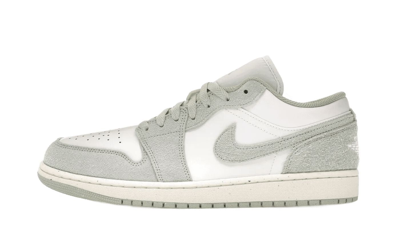 Air Jordan 1 Low SE Seafoam