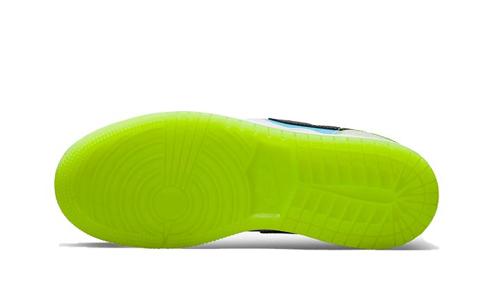 Air Jordan 1 Low SE Warped Swoosh – limitierter Sneaker bei Shade Studios
