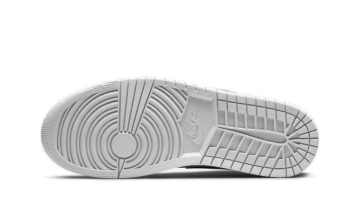 Air Jordan 1 Low Shadow Toe – limitierter Sneaker bei Shade Studios