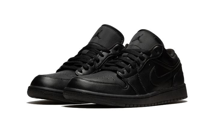 Air Jordan 1 Low Triple Black (2022) – limitierter Sneaker bei Shade Studios