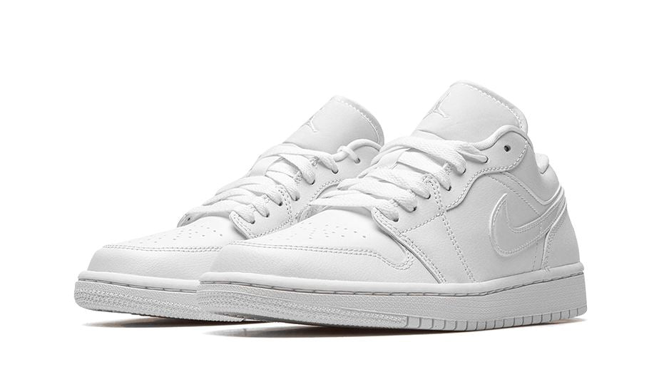 Air Jordan 1 Low Triple White Patent Swoosh (2022) – limitierter Sneaker bei Shade Studios