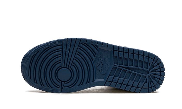 Air Jordan 1 Mid French Blue – limitierter Sneaker bei Shade Studios