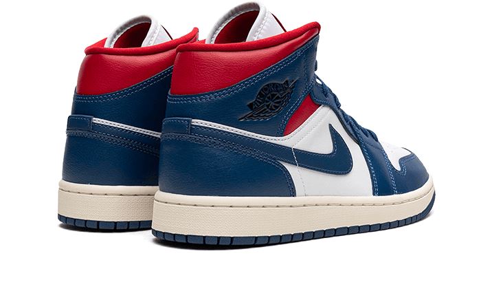 Air Jordan 1 Mid French Blue – limitierter Sneaker bei Shade Studios