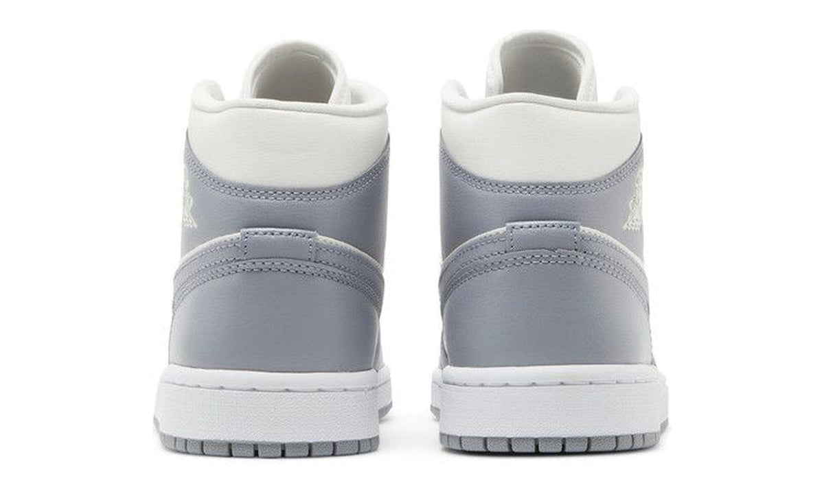 Wmns Air Jordan 1 Mid Stealth