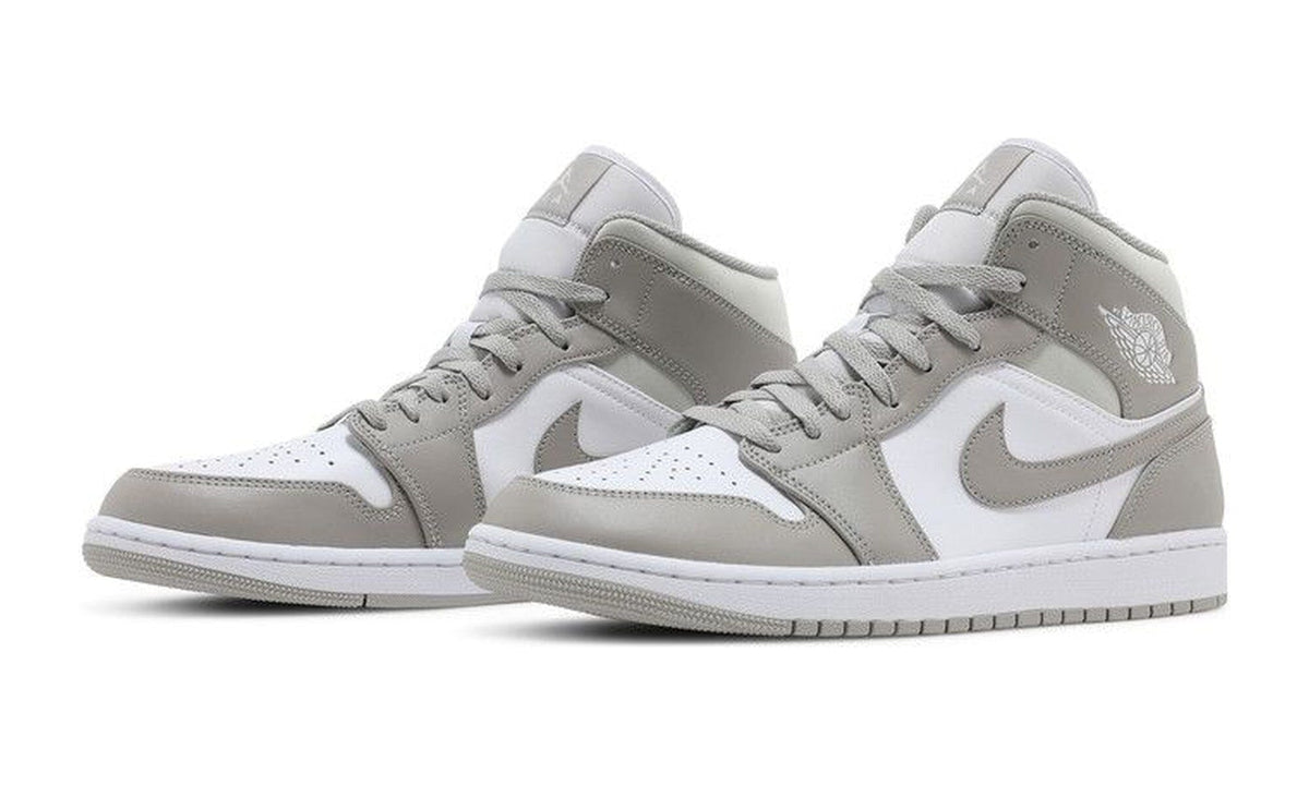 Air Jordan 1 Mid College Grey