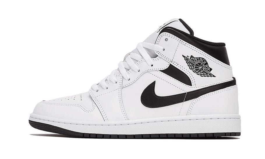 Air Jordan 1 Mid White Black – limitierter Sneaker bei Shade Studios