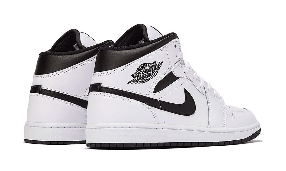 Air Jordan 1 Mid White Black – limitierter Sneaker bei Shade Studios