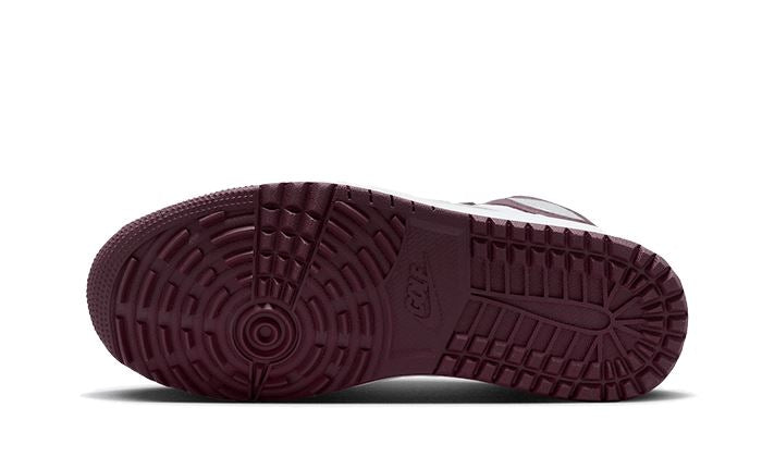 Air Jordan 1 Retro High Golf Bordeaux – limitierter Sneaker bei Shade Studios