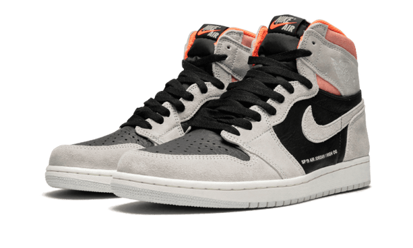 Air Jordan 1 Retro High Neutral Grey Hyper Crimson - 555088-018