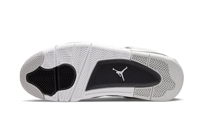 Air Jordan 4 Military Black – limitierter Sneaker bei Shade Studios