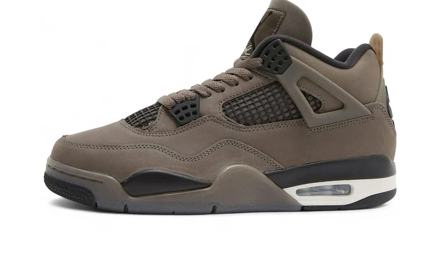 靴 Nike Air Jordan 4 Retro \