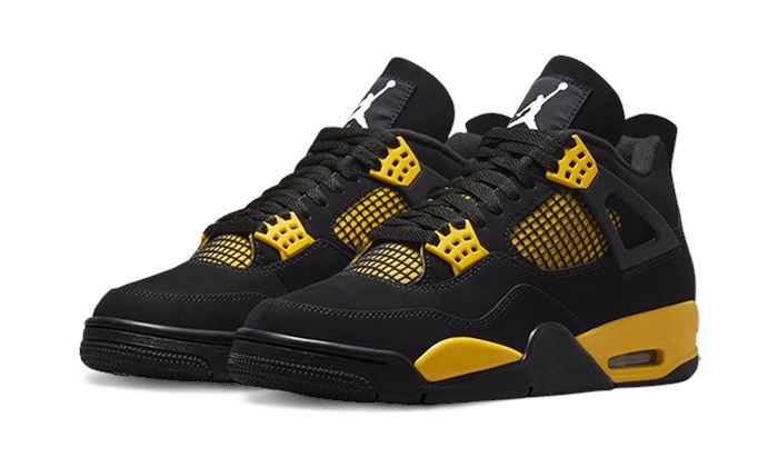 Air Jordan 4 Retro Thunder (2023) – limitierter Sneaker bei Shade Studios