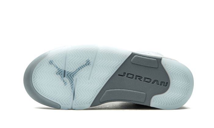 Air Jordan 5 Retro Bluebird – limitierter Sneaker bei Shade Studios