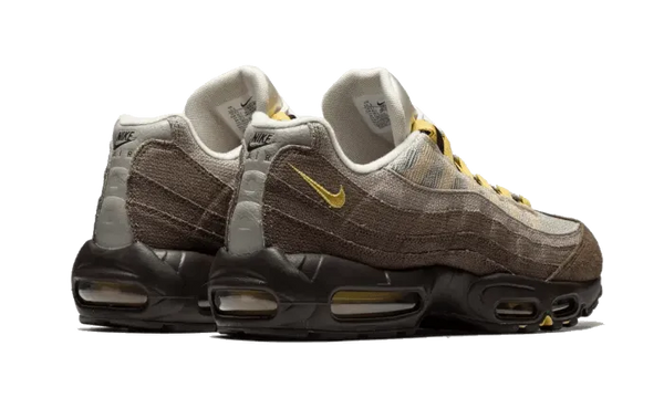 Black white and gold air max 95 deals