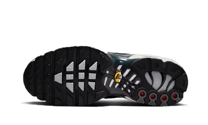 Nike Air Max Plus SE Greyscale Cool Grey – limitierter Sneaker bei Shade Studios