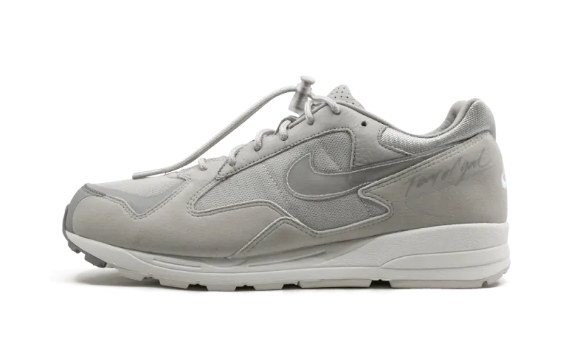 Nike Air Skylon 2 Fear of God Light Bone – limitierter Sneaker bei Shade Studios