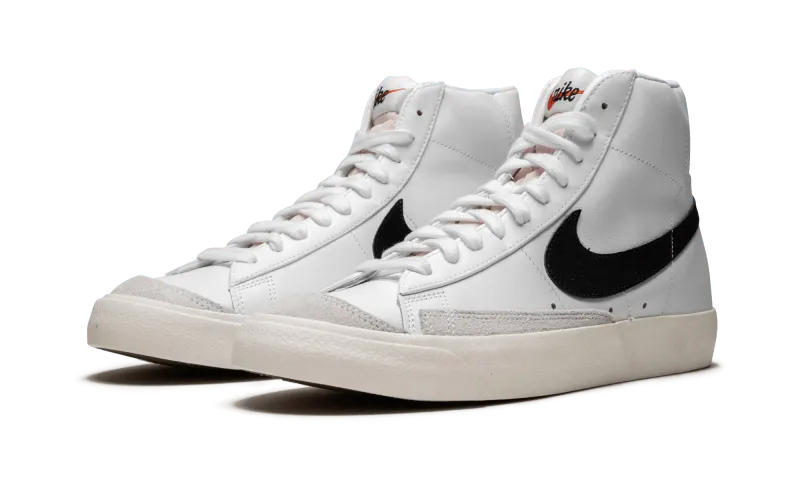 Nike Blazer Mid '77 Vintage White Black - BQ6806-100