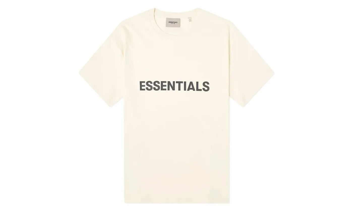 Fear of God Essentials Boxy T-Shirt Applique Logo Butter Cream – limitierter Sneaker bei Shade Studios