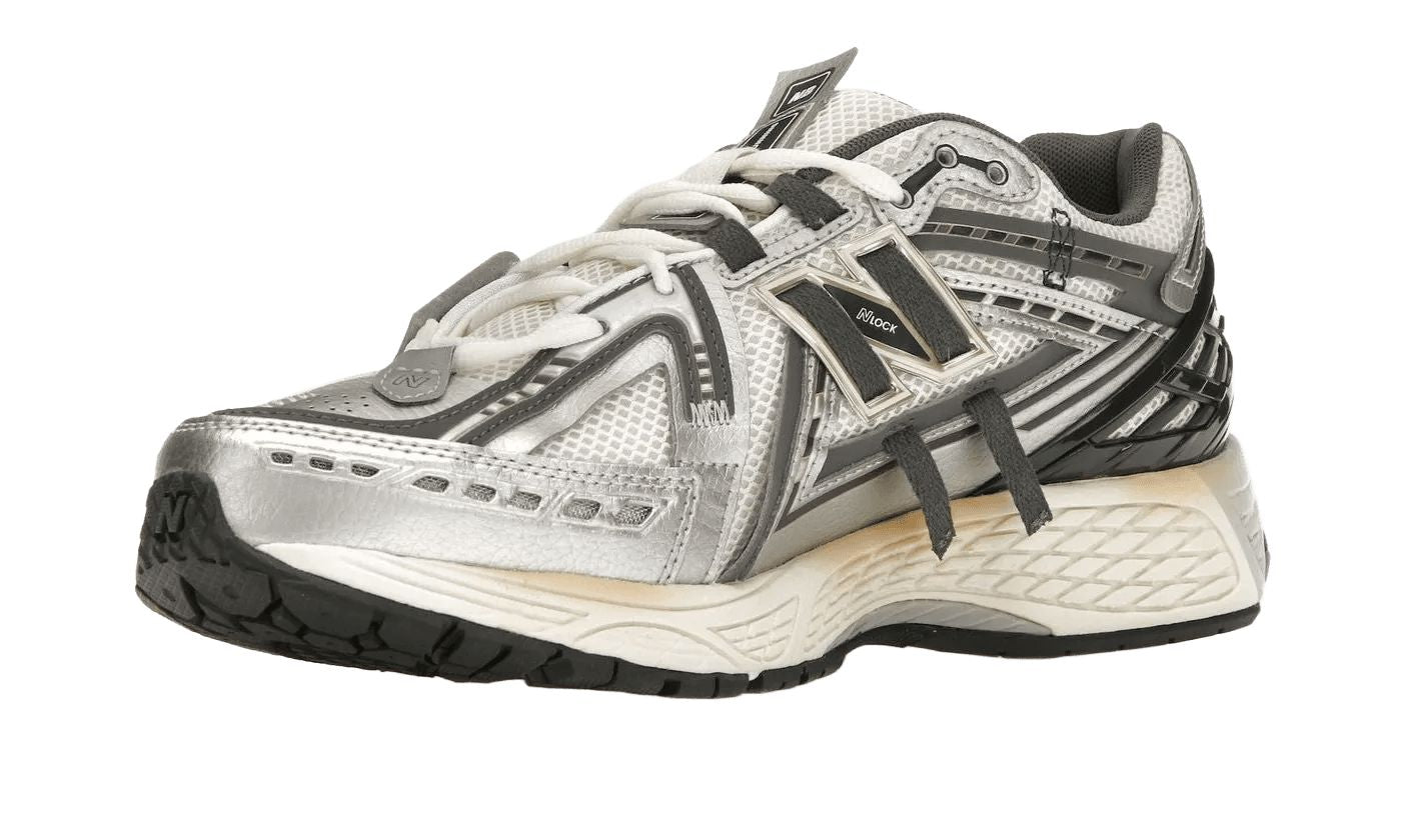 New Balance 1906A Silver Metalic Castlerock