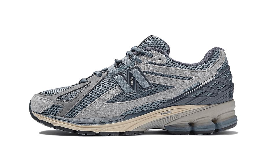New Balance 1906R AURALEE Flint Stone – limitierter Sneaker bei Shade Studios