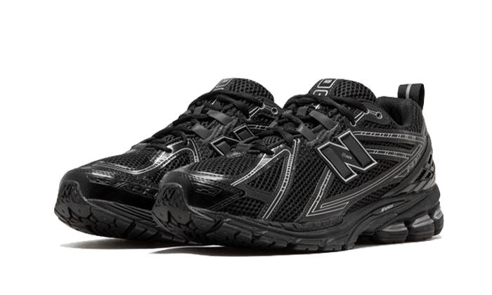 New Balance 1906R Black Grey – limitierter Sneaker bei Shade Studios