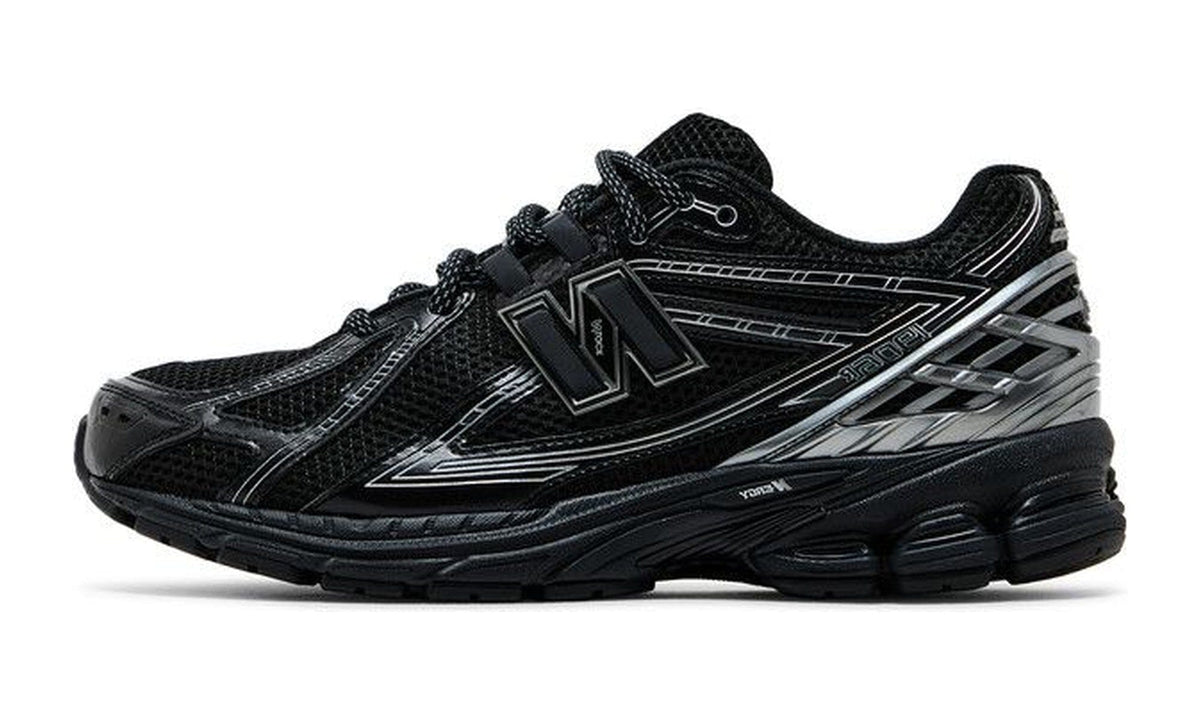 New Balance 1906R Black Silver
