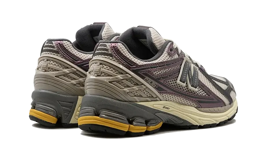 New Balance 1906R Licorice – limitierter Sneaker bei Shade Studios