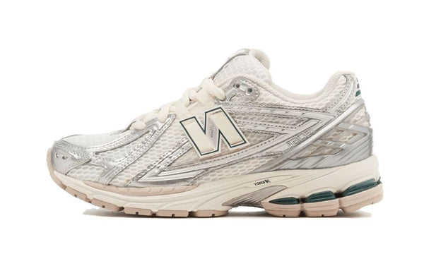 new-balance-1906r-silver-