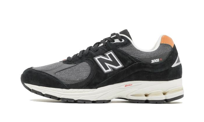 New Balance 2002R Black Sepia – limitierter Sneaker bei Shade Studios