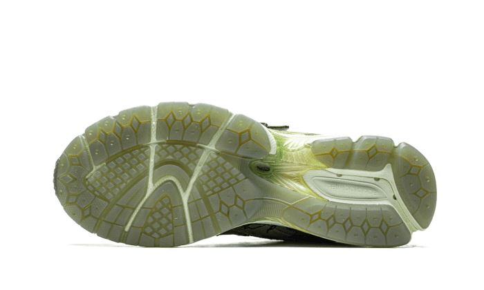 New Balance 2002R Bryant Giles Olive Green – limitierter Sneaker bei Shade Studios