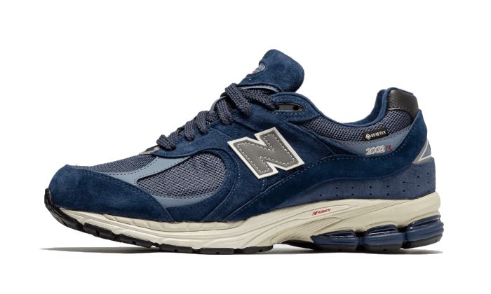 New Balance 2002R Gore-Tex Navy Arctic Grey – limitierter Sneaker bei Shade Studios