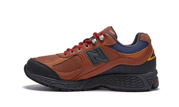 New Balance 2002R Hiking Brown – limitierter Sneaker bei Shade Studios