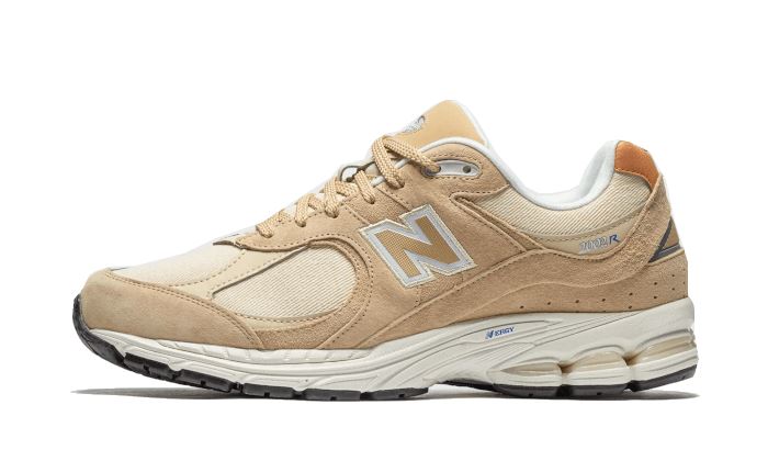 New Balance 2002R Incense Sepia Bone – limitierter Sneaker bei Shade Studios