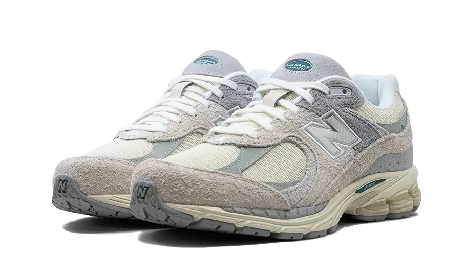 New Balance 2002R Linen – limitierter Sneaker bei Shade Studios