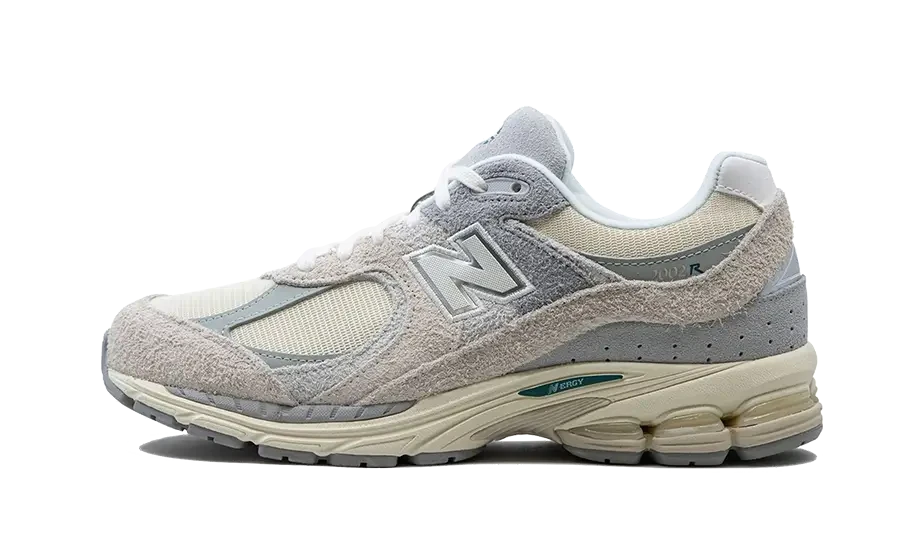 New Balance 2002R Linen – limitierter Sneaker bei Shade Studios