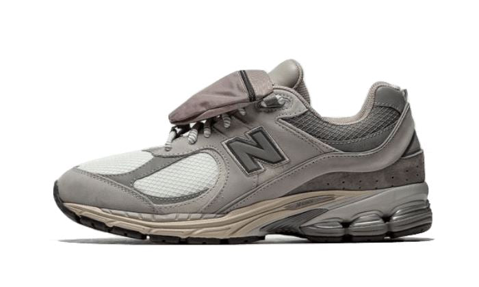 New Balance 2002R Pocket Grey – limitierter Sneaker bei Shade Studios