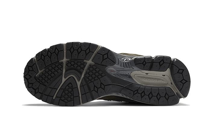 New Balance 2002R Protection Pack Dark Moss – limitierter Sneaker bei Shade Studios
