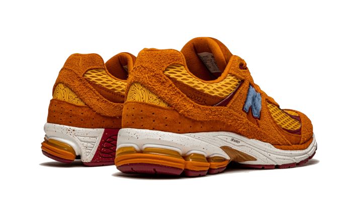 New Balance 2002R Salehe Bembury Peace Be The Journey – limitierter Sneaker bei Shade Studios