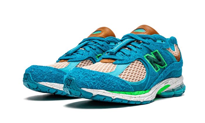 New Balance 2002R Salehe Bembury Water Be The Guide – limitierter Sneaker bei Shade Studios