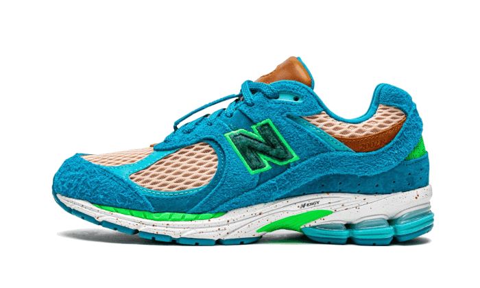 New Balance 2002R Salehe Bembury Water Be The Guide – limitierter Sneaker bei Shade Studios