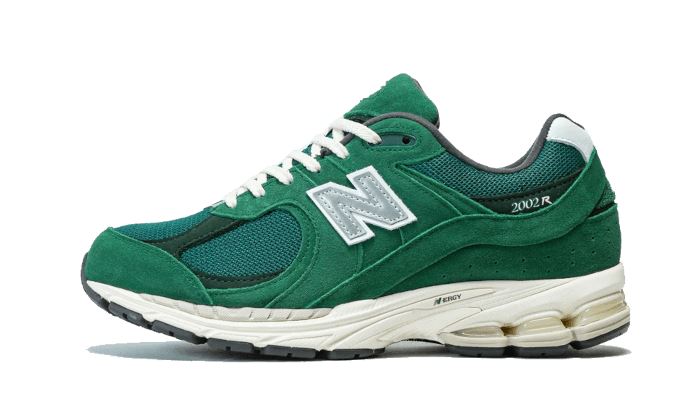 New Balance 2002R Suede Pack Forest Green – limitierter Sneaker bei Shade Studios