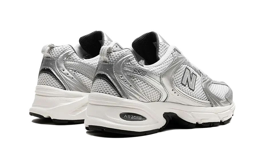 New Balance 530 Grey Matter Silver Metallic – limitierter Sneaker bei Shade Studios