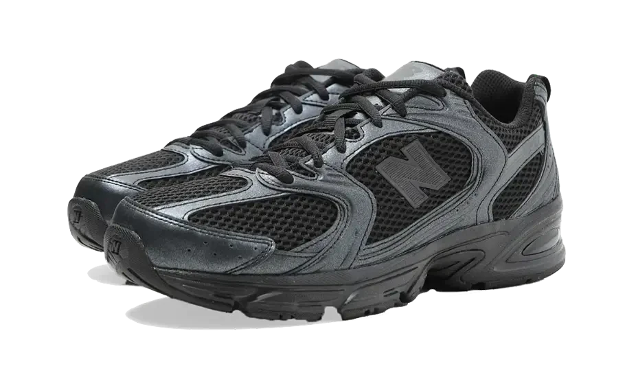New Balance 530 Triple Black – limitierter Sneaker bei Shade Studios