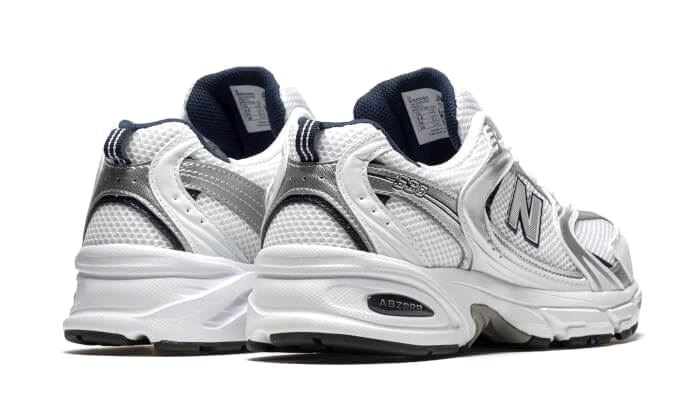 New Balance 530 White Grey Navy – limitierter Sneaker bei Shade Studios