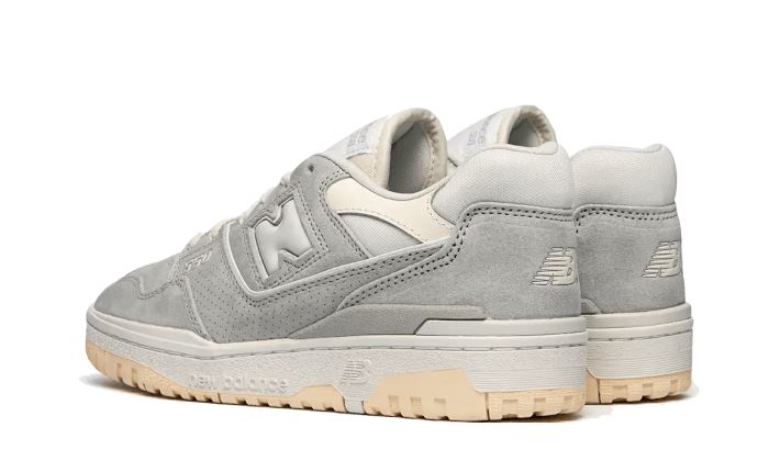 New Balance 550 Grey Suede – limitierter Sneaker bei Shade Studios