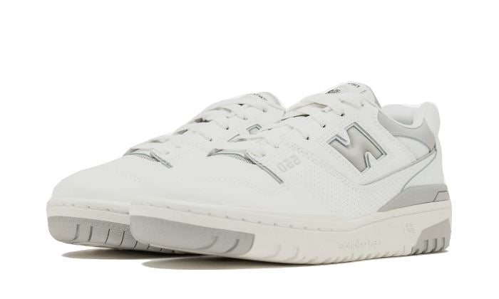 New Balance 550 White Raincloud – limitierter Sneaker bei Shade Studios